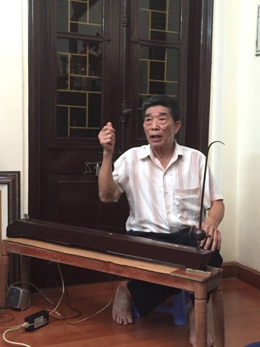 Mr Van, our home dinner host