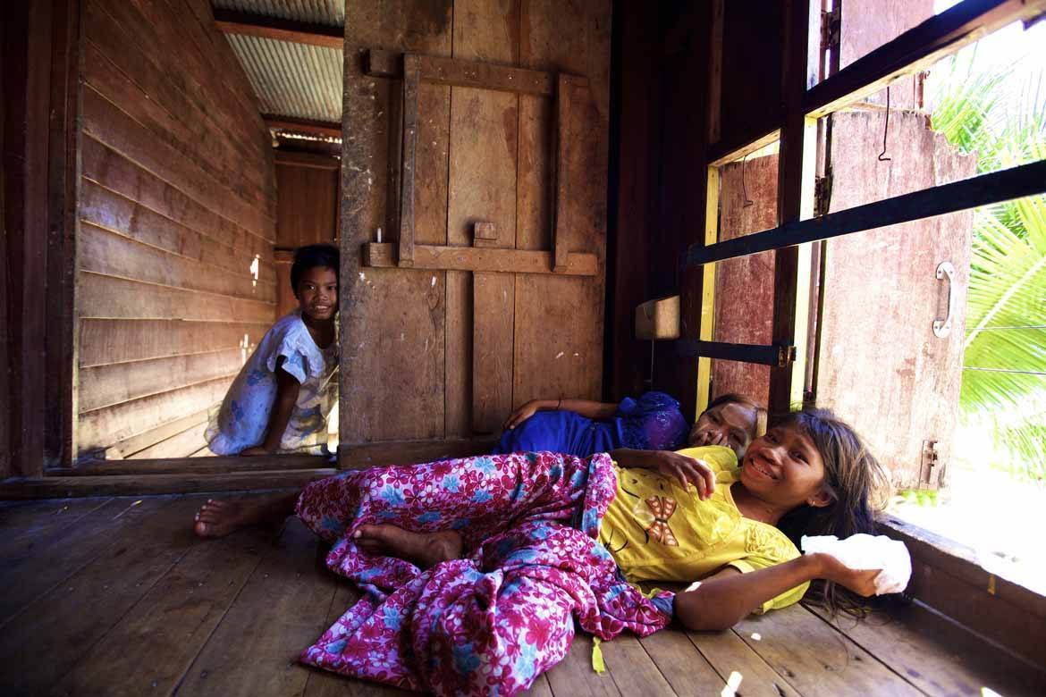 A Moken family in their beach house.